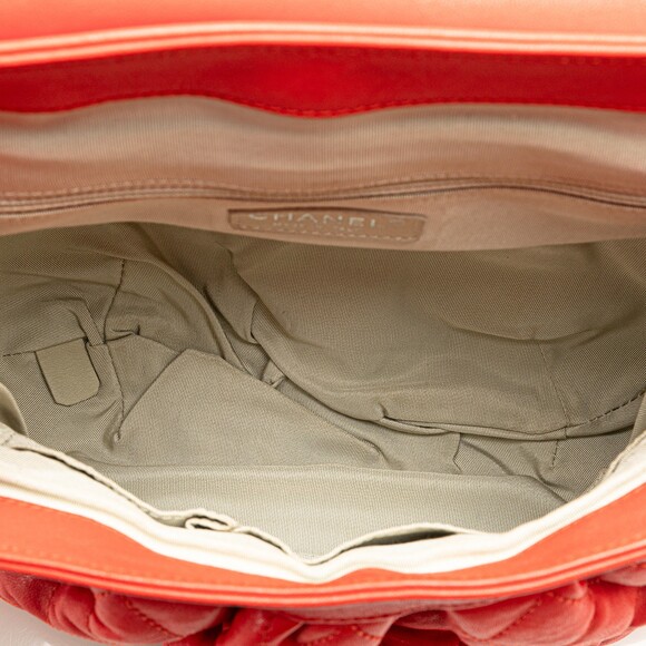 Auth Chanel Large Quilted Lambskin #230519C20B - Picture 4 of 12